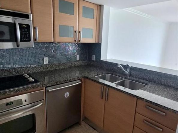 2101 Brickell Ave 1109, Miami FL 33129