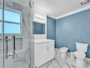 1289 NW 171st Ter, Pembroke Pines FL 33028