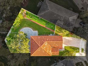 1289 NW 171st Ter, Pembroke Pines FL 33028