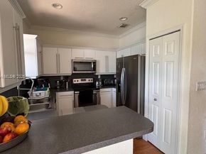 7844 NW 114th Path 7844, Doral FL 33178