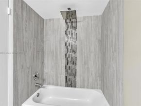 2701 Riverside Dr 303B, Coral Springs FL 33065