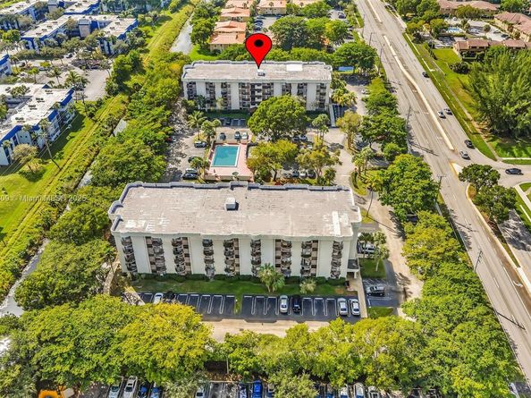 2701 Riverside Dr 303B, Coral Springs FL 33065