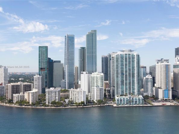 1420 S Miami Ave 5502, Miami FL 33130