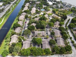 3047 N Oakland Forest Dr 204, Oakland Park FL 33309