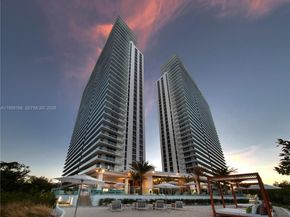 16385 Biscayne Blvd 1819, North Miami Beach FL 33160