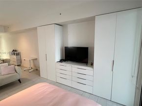 1010 Brickell Ave 1510, Miami FL 33131