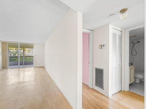 480 NW 76th Ave 102, Margate FL 33063