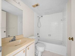 480 NW 76th Ave 102, Margate FL 33063