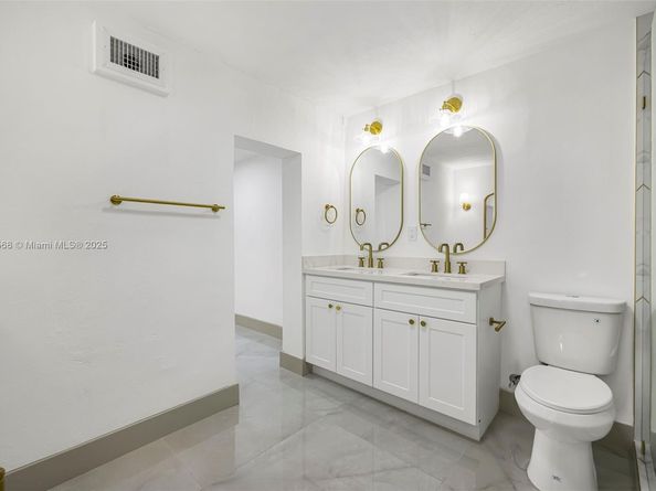 5410 SW 2nd St, Miami FL 33134