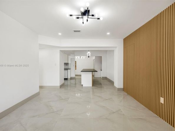 5410 SW 2nd St, Miami FL 33134