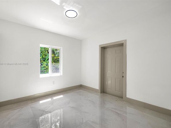 5410 SW 2nd St, Miami FL 33134