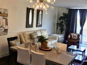 11111 Biscayne Blvd 4D, Miami FL 33181