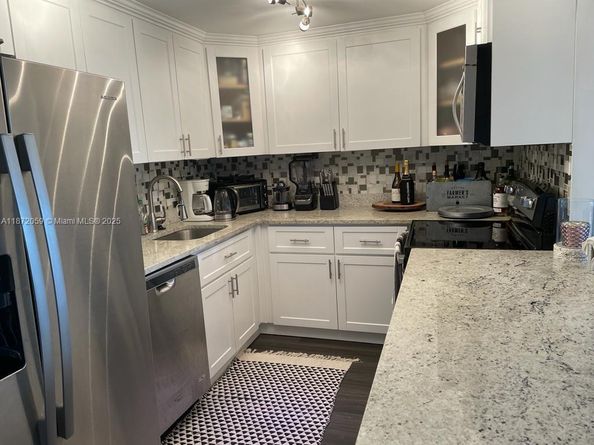 11111 Biscayne Blvd 4D, Miami FL 33181