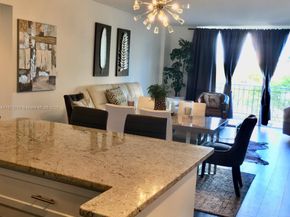 11111 Biscayne Blvd 4D, Miami FL 33181