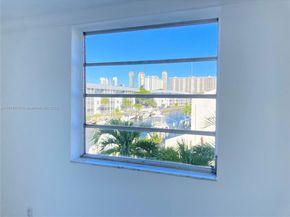 3527 NE 168th St 301, North Miami Beach FL 33160