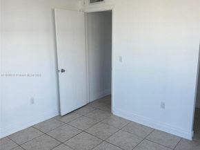 3527 NE 168th St 301, North Miami Beach FL 33160