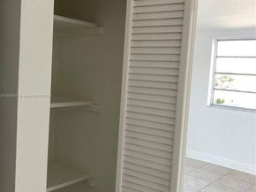 3527 NE 168th St 301, North Miami Beach FL 33160