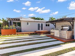 1347 71 St, Miami Beach FL 33141