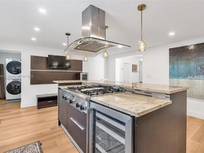 1347 71 St, Miami Beach FL 33141