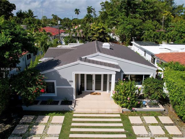 1347 71 St, Miami Beach FL 33141