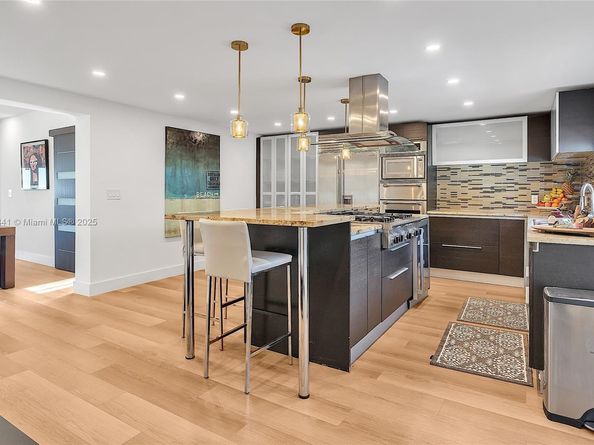1347 71 St, Miami Beach FL 33141