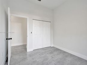 871 NW 27th Ter, Fort Lauderdale FL 33311