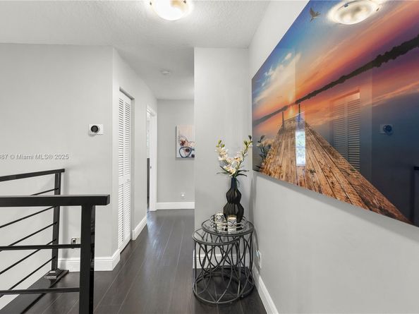 5854 Eagle Cay Cir, Coconut Creek FL 33073