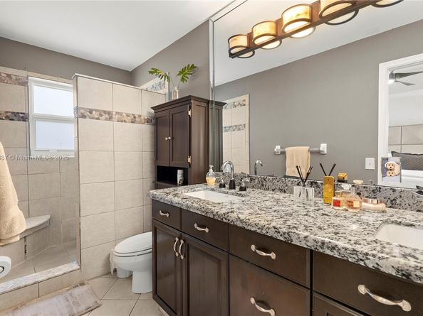 5854 Eagle Cay Cir, Coconut Creek FL 33073