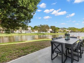 5854 Eagle Cay Cir, Coconut Creek FL 33073