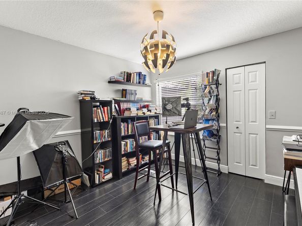 5854 Eagle Cay Cir, Coconut Creek FL 33073