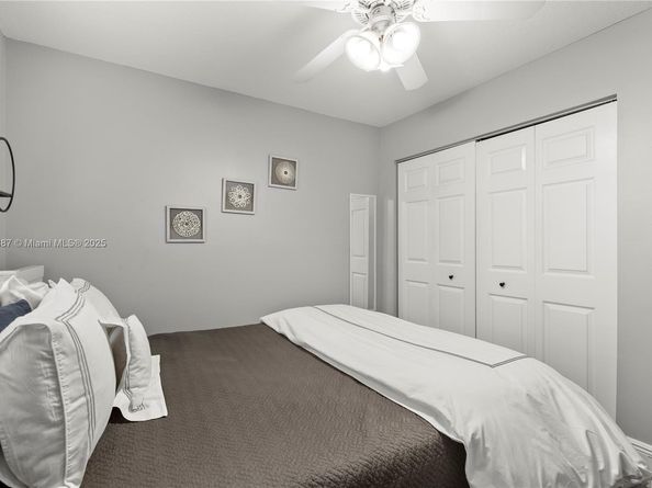 5854 Eagle Cay Cir, Coconut Creek FL 33073