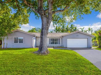 11390 NW 37th St