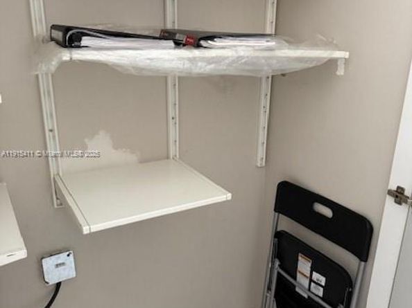 3600 NE 170th St 407, North Miami Beach FL 33160