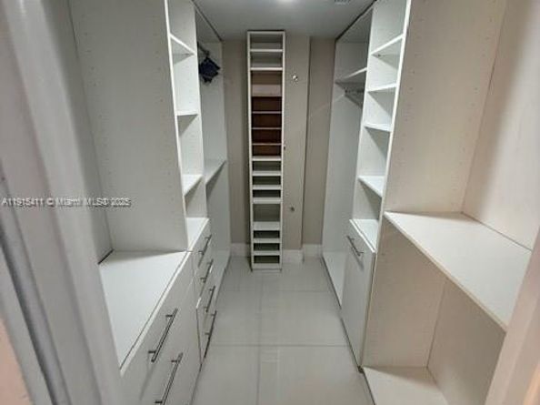 3600 NE 170th St 407, North Miami Beach FL 33160