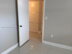 3600 NE 170th St 407, North Miami Beach FL 33160