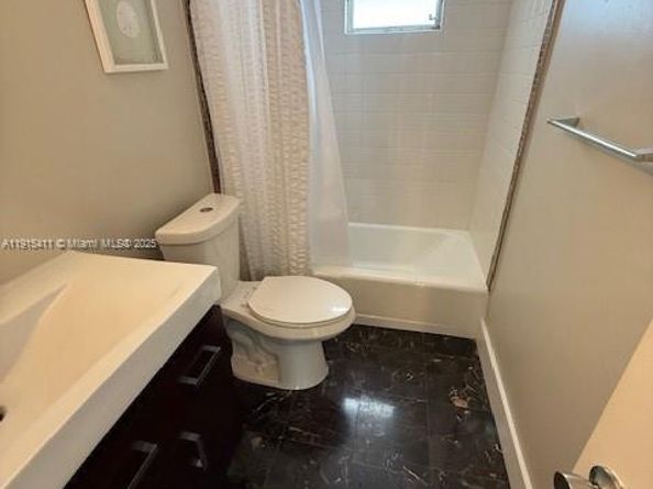 3600 NE 170th St 407, North Miami Beach FL 33160