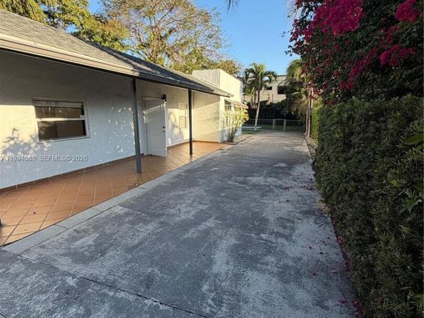3373 SW 29th Ter, Miami FL 33133