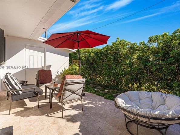 20615 NW 28th Ave, Miami Gardens FL 33056