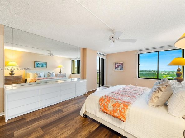 2450 Presidential Way 1607, West Palm Beach FL 33401