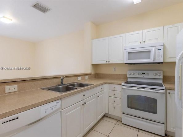 1490 NE 33rd Rd 10118, Homestead FL 33033