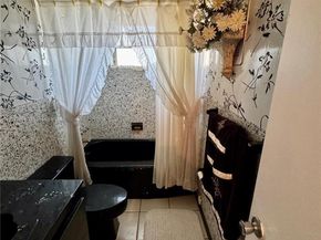 724 Garden Ct, Plantation FL 33317