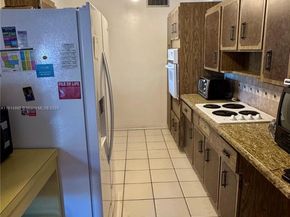 724 Garden Ct, Plantation FL 33317