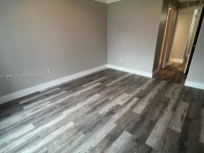 9440 Fontainebleau Blvd 213, Miami FL 33172