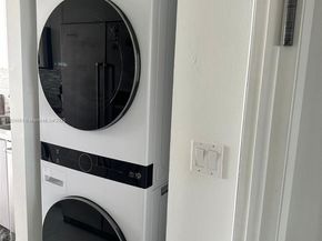 2000 Island Blvd 808, Aventura FL 33160