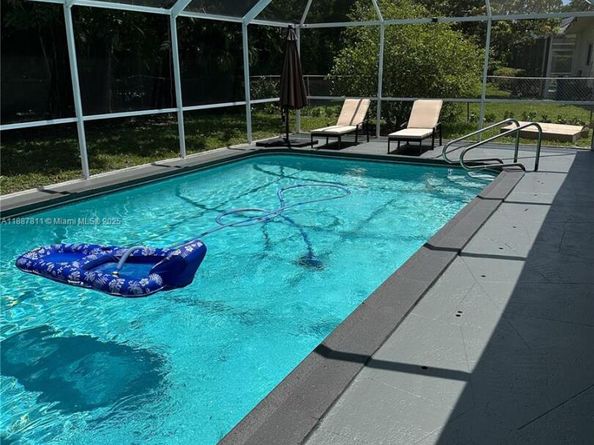 Undisclosed Address #A11887811, Coral Springs FL 33065