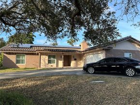 Undisclosed Address #A11887811, Coral Springs FL 33065