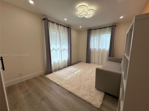 Undisclosed Address #A11887811, Coral Springs FL 33065