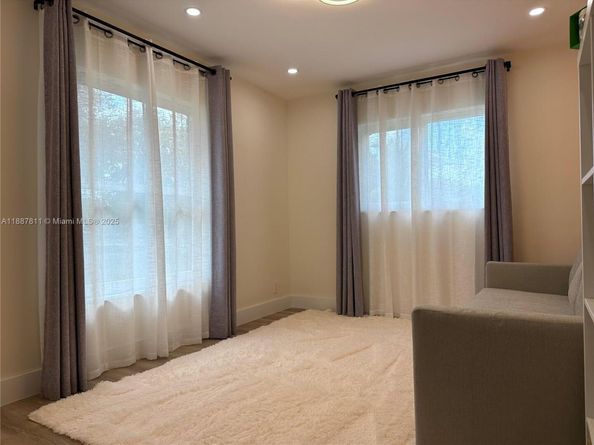 Undisclosed Address #A11887811, Coral Springs FL 33065