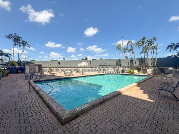 1800 NW 24th Ave 314, Miami FL 33125