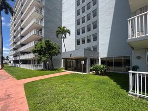 1800 NW 24th Ave 314, Miami FL 33125